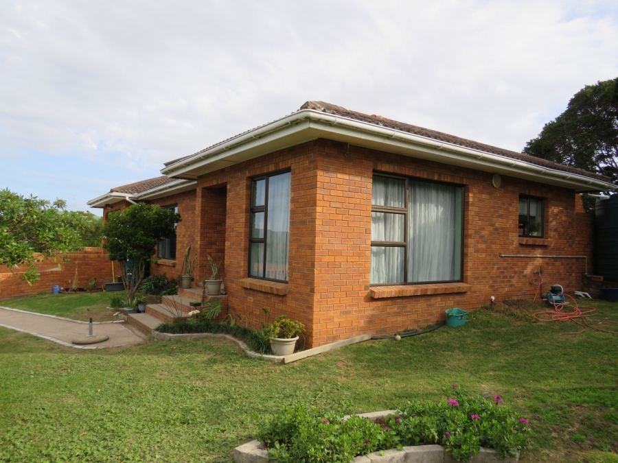 3 Bedroom Property for Sale in Seafield Eastern Cape